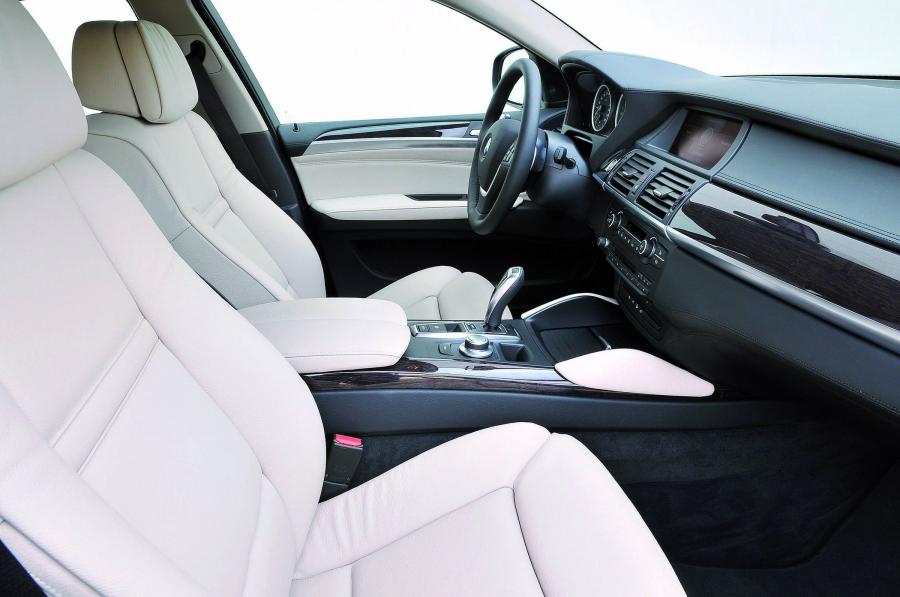  BMW X6 2008 года  (фото 38 из 262)